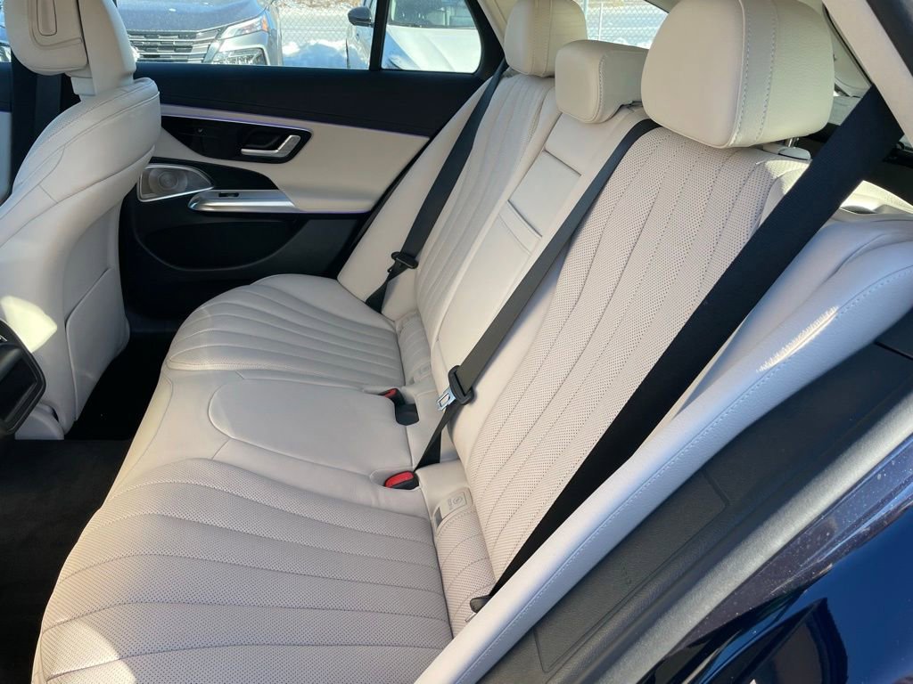 Used 2025 Mercedes-Benz E 450 4MATIC All-Terrain Wagon image 8
