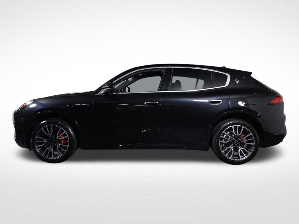 Used 2025 Maserati Grecale GT AWD/4WD image 2