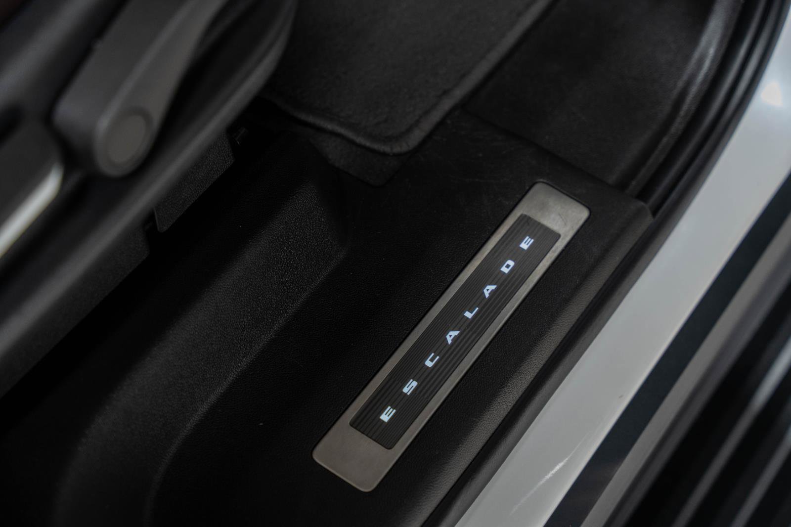 Used 2023 Cadillac Escalade V image 98