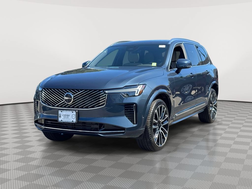 Used 2026 Volvo XC90 B6 Plus w/ Protection Package Premier AWD/4WD image 2