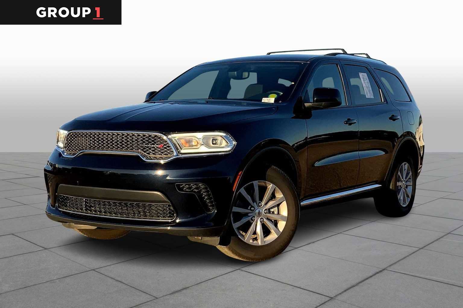 Used 2024 Dodge Durango SXT w/ 3rd Row Seating Group