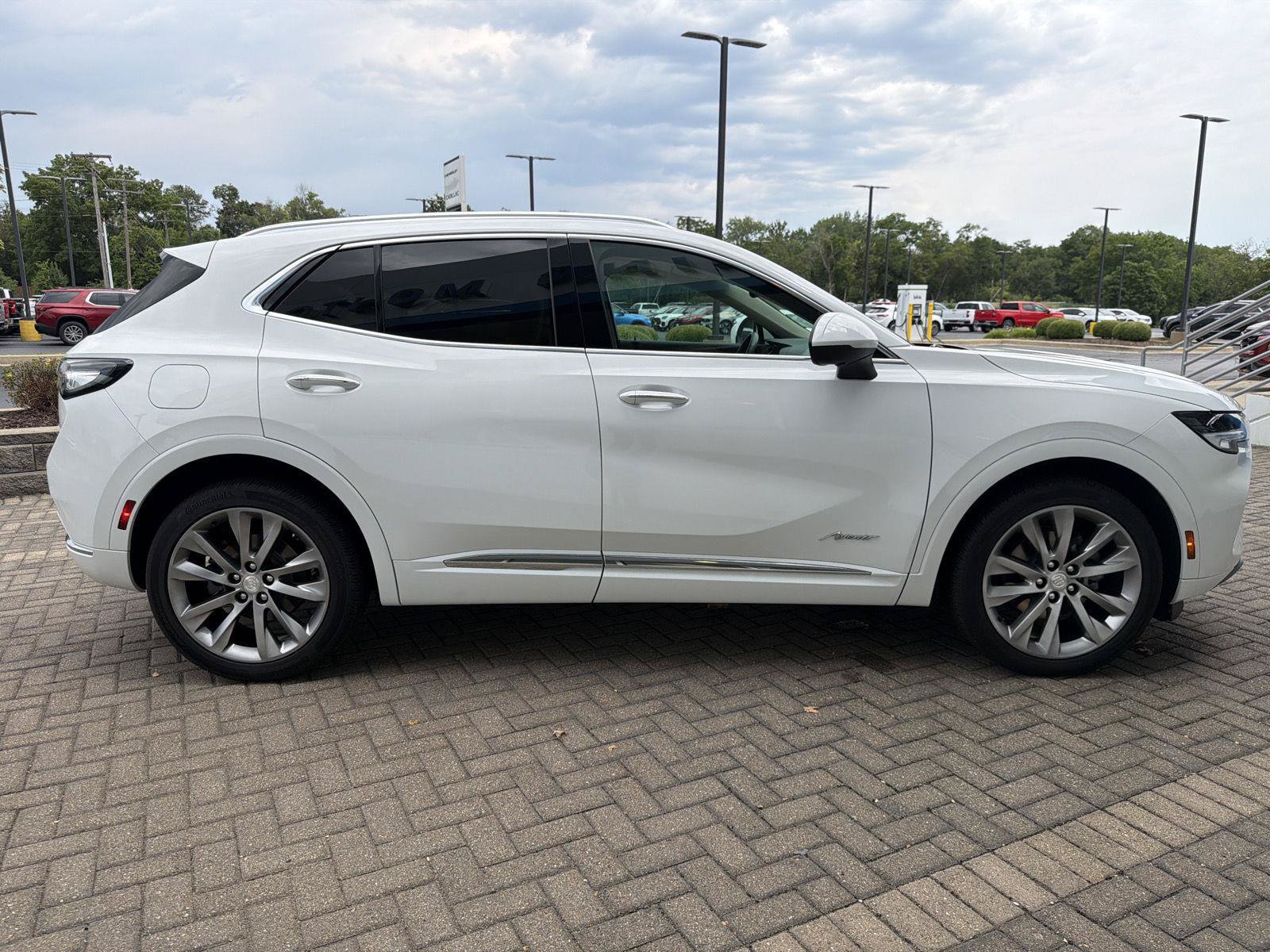 Used 2021 Buick Envision Avenir AWD/4WD image 6