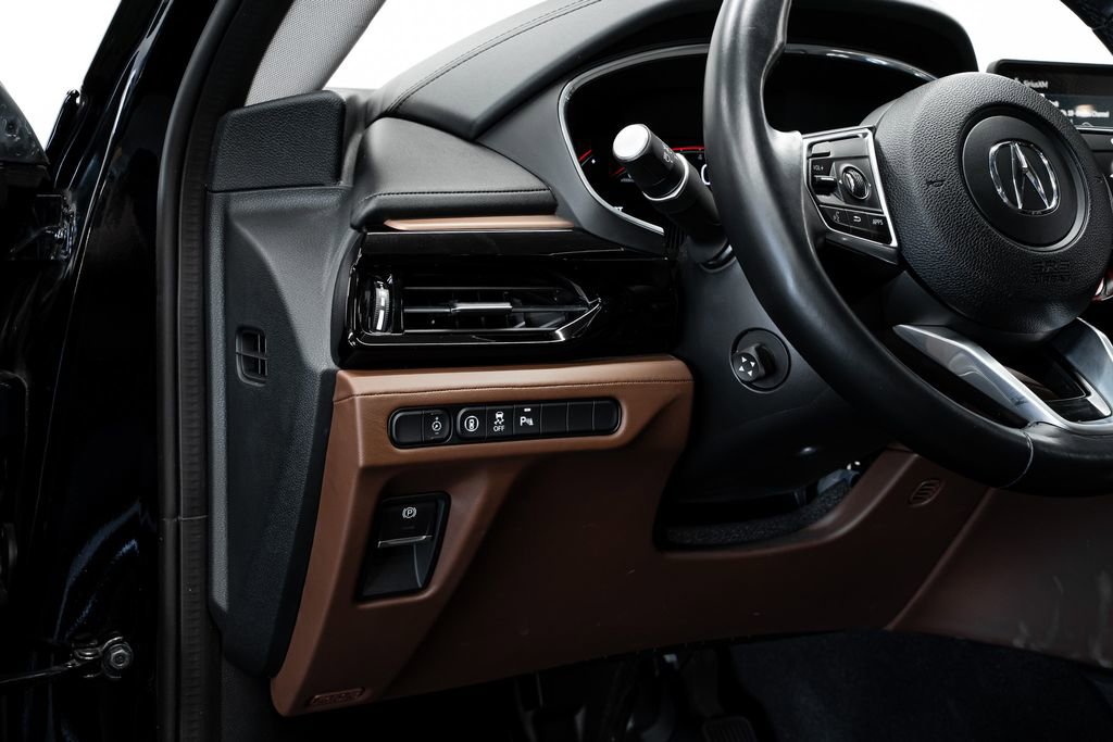 Certified 2023 Acura MDX FWD w/ Technology Package image 24