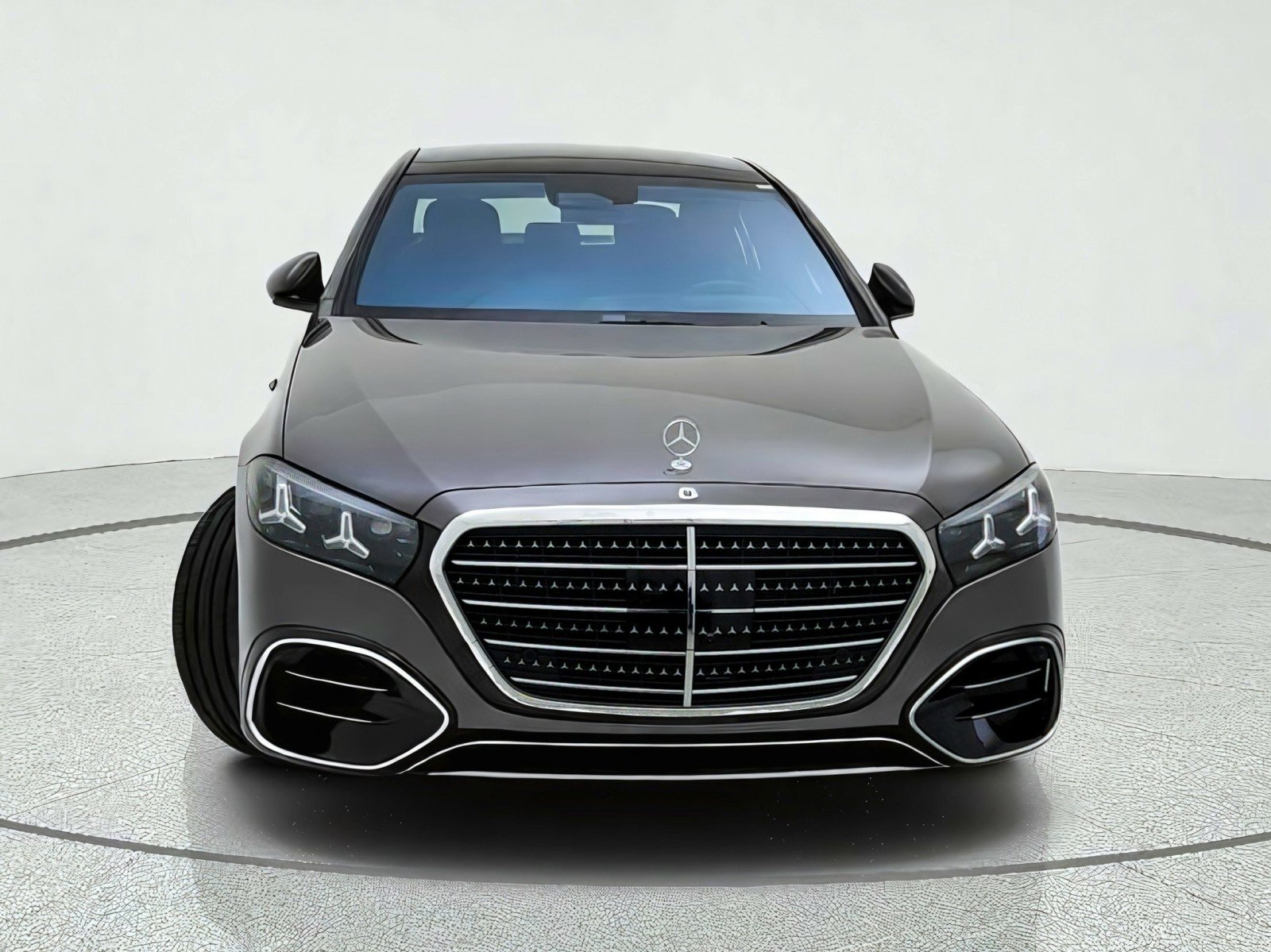 New 2027 Mercedes-Benz S 580 4MATIC Sedan image 3