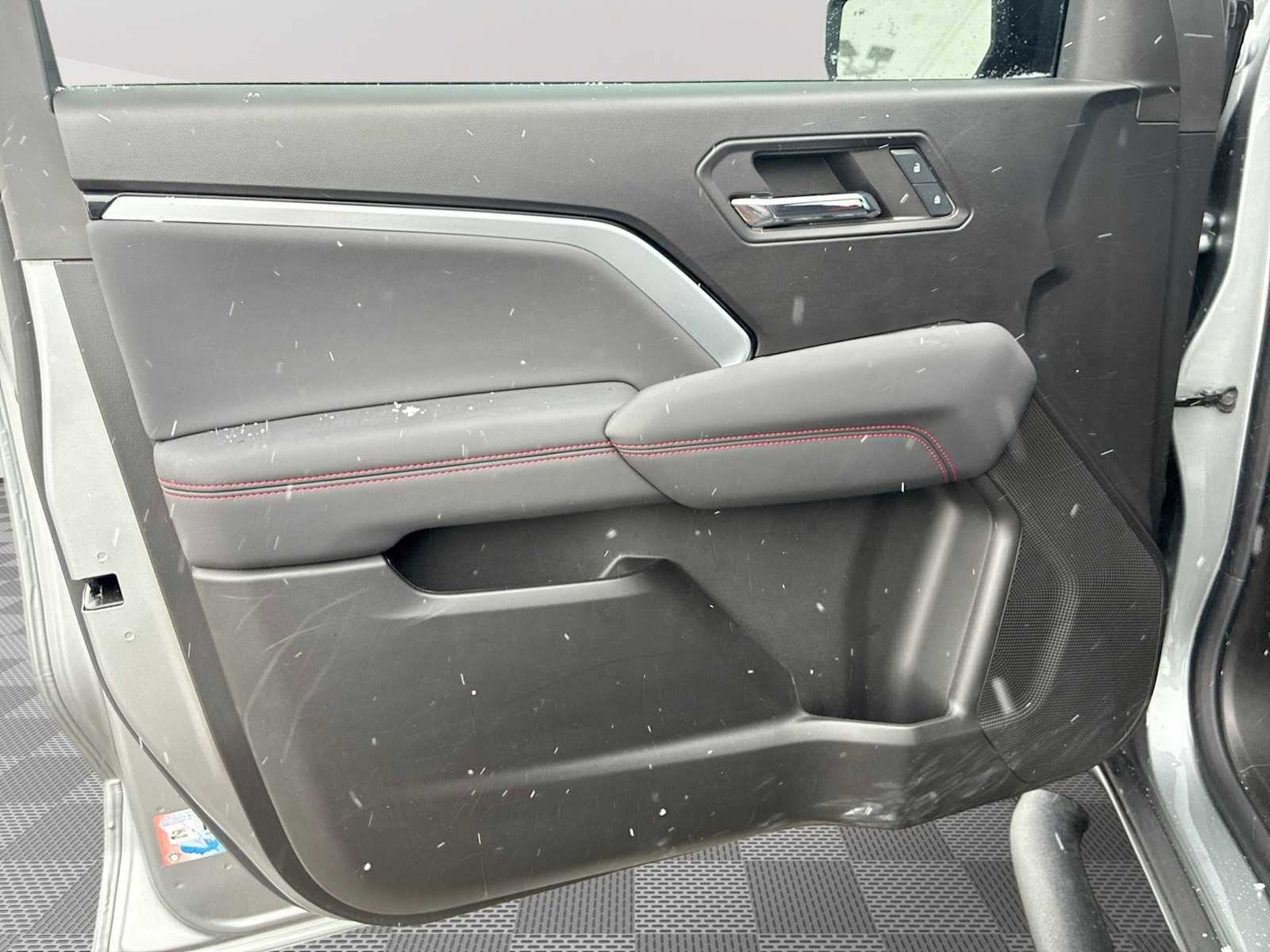 Certified 2024 Chevrolet Colorado Z71 w/ Z71 Convenience Package 2 image 22