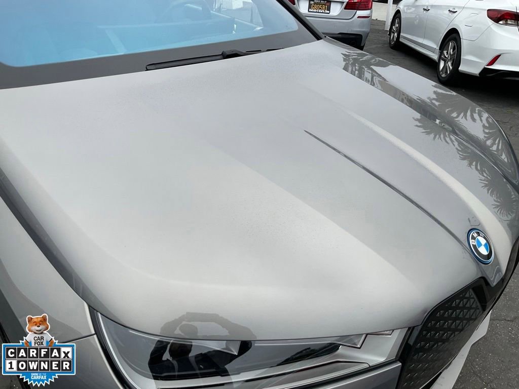 Used 2023 BMW iX xDrive50 w/ Sport Package AWD/4WD image 72