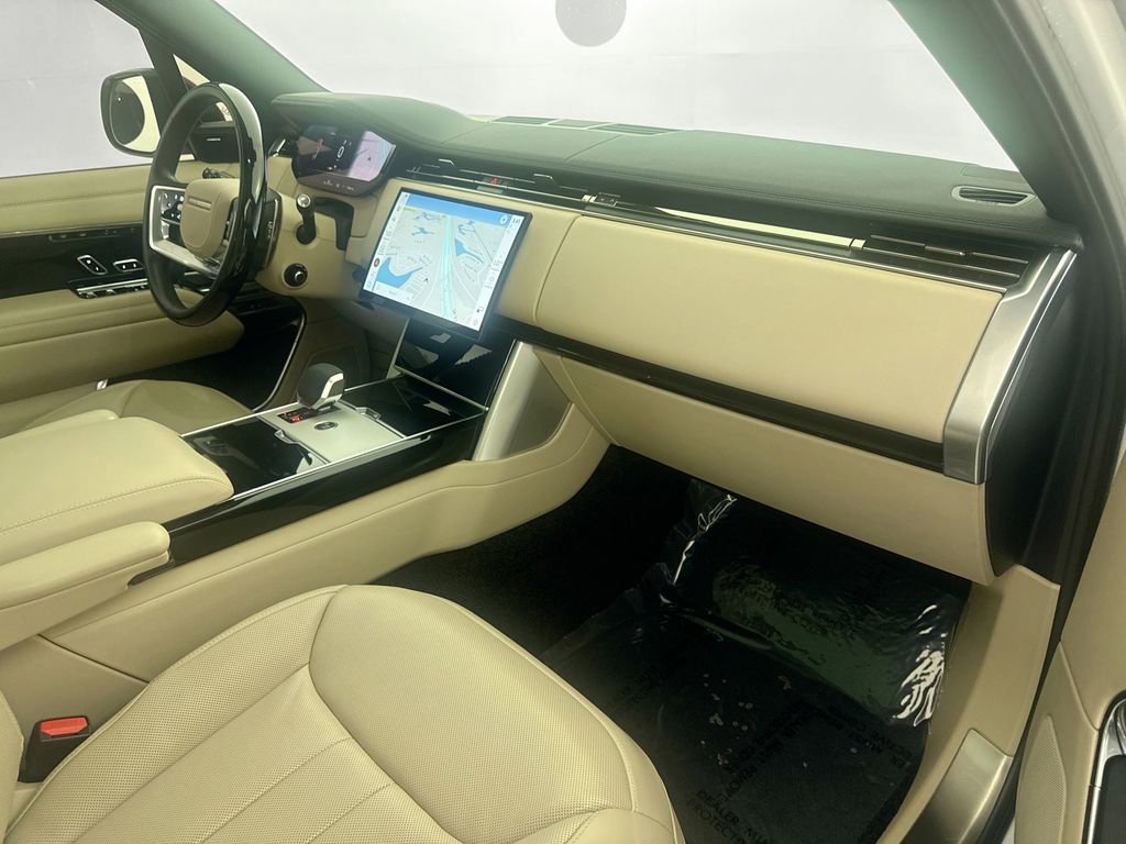 Certified 2024 Land Rover Range Rover SE AWD/4WD image 29
