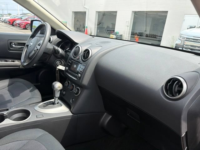 Used 2015 Nissan Rogue S w/ Convenience Package FWD image 24