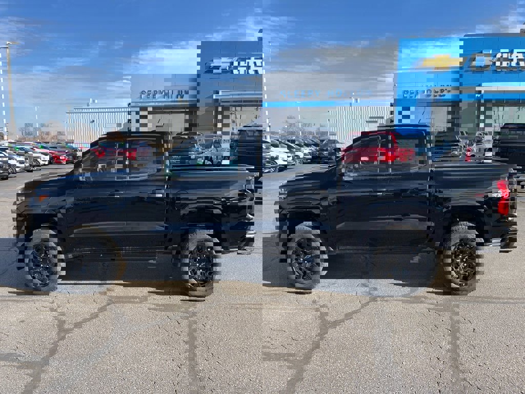 New 2026 Chevrolet Colorado W/T image 8