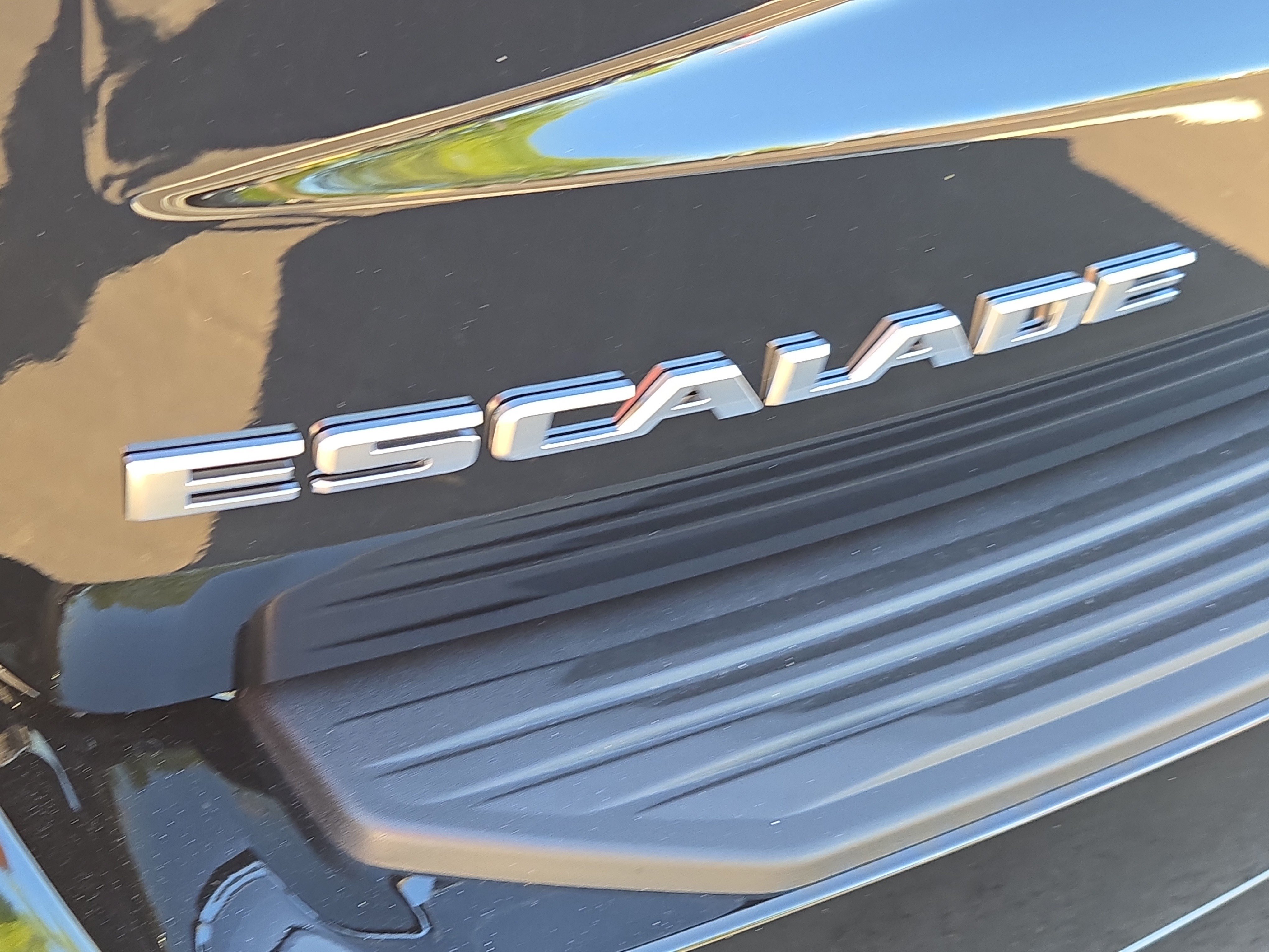 New 2026 Cadillac Escalade Sport w/ Touring Package AWD/4WD image 13
