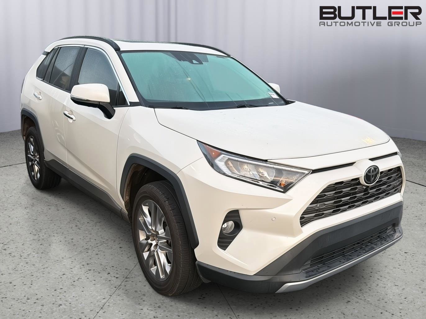 Certified 2020 Toyota RAV4 Limited FWD image 6