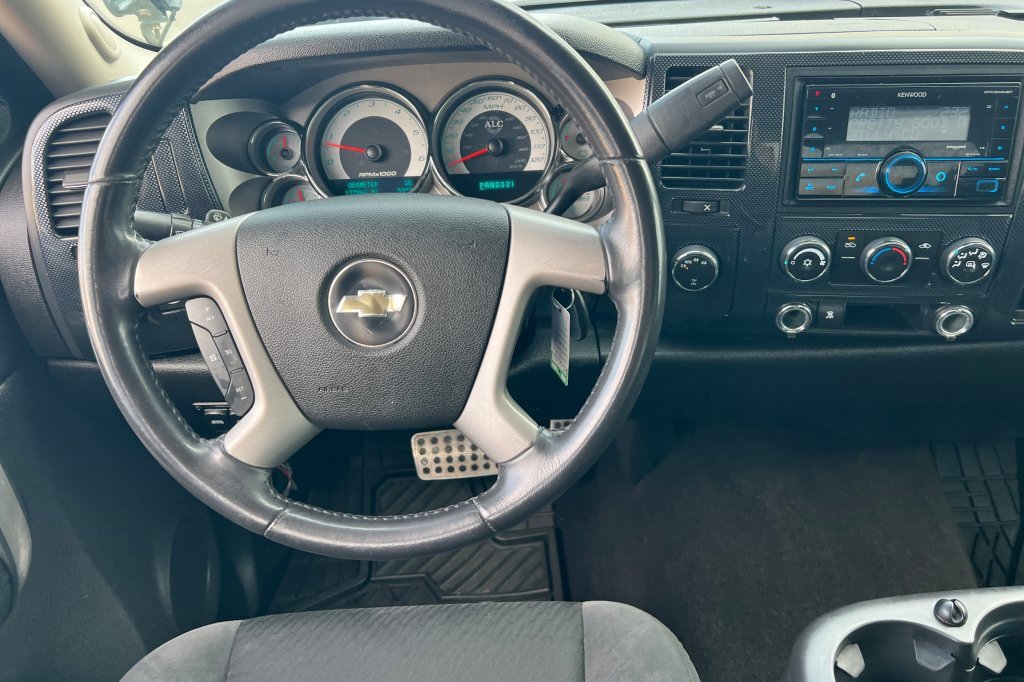 Used 2009 Chevrolet Silverado 1500 LT image 11