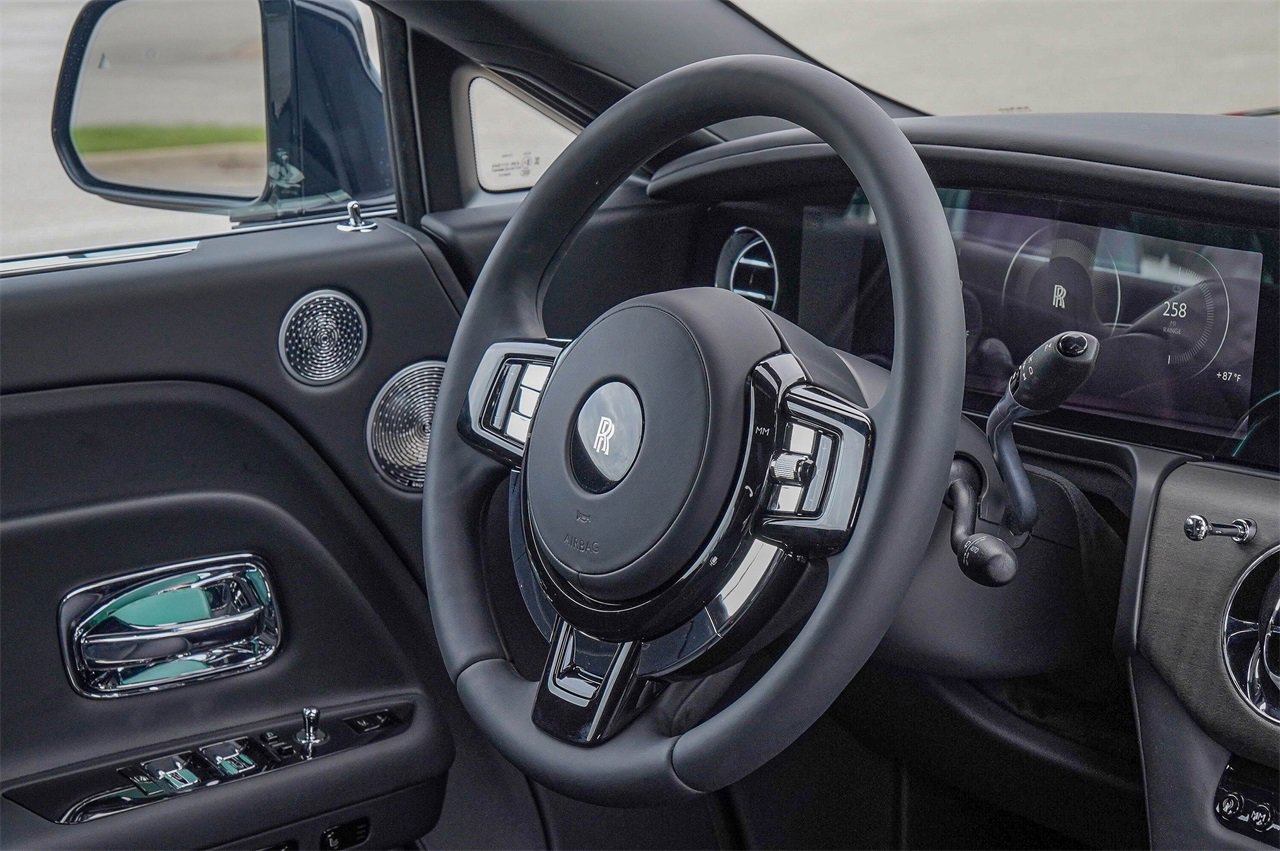 New 2025 Rolls-Royce Spectre w/ Spectre Launch Package image 45