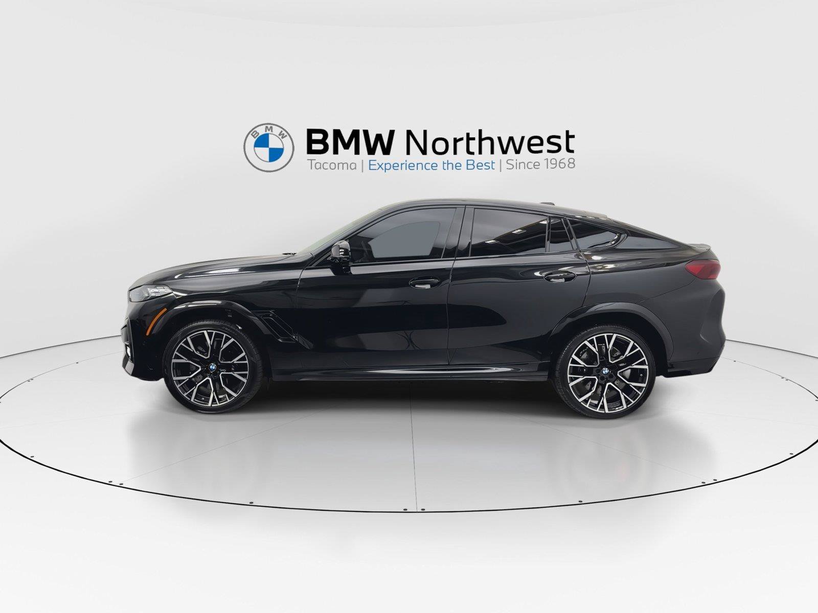 Used 2024 BMW X6 M Competition w/ Executive Package AWD/4WD image 11