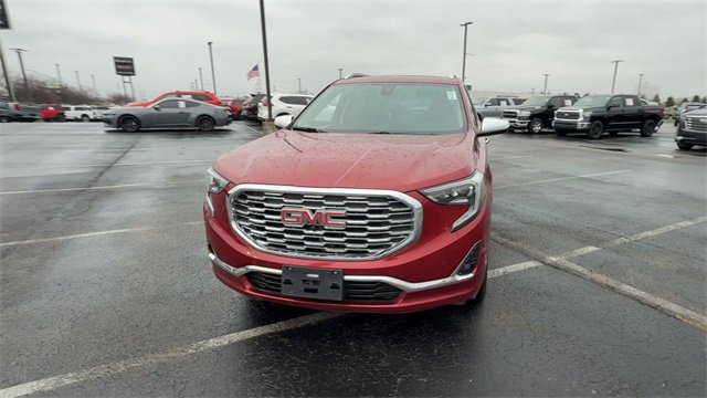 Used 2018 GMC Terrain Denali w/ Advanced Safety Package image 3