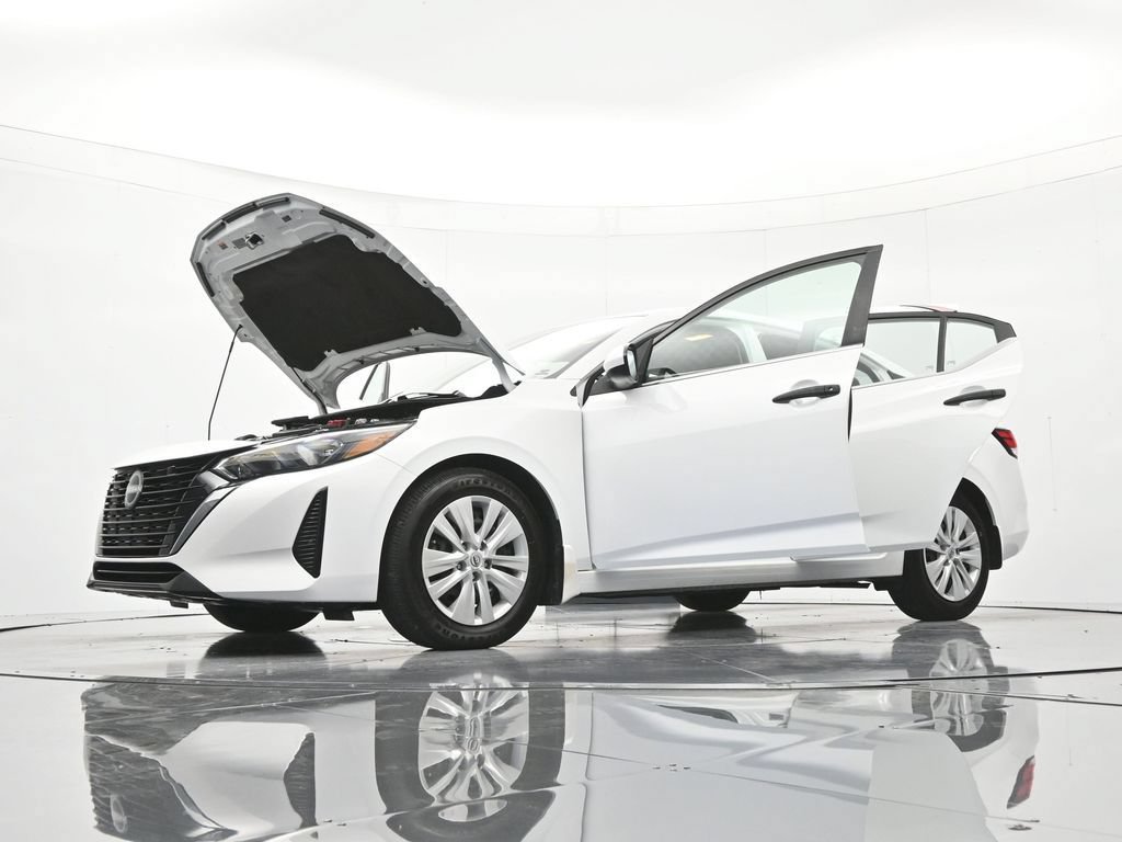 Used 2024 Nissan Sentra S FWD image 48
