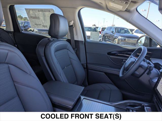 New 2026 Lincoln Nautilus Reserve w/ Jet Appearance Package AWD/4WD image 14