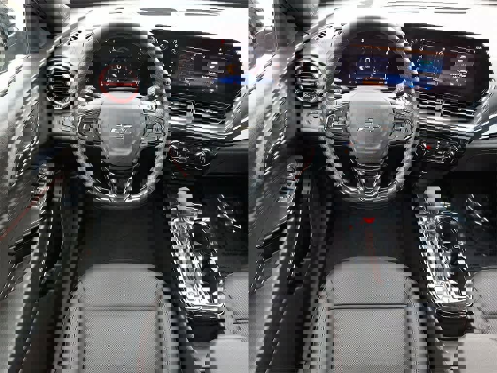 Used 2024 Chevrolet Trax RS w/ Sunroof Package image 10