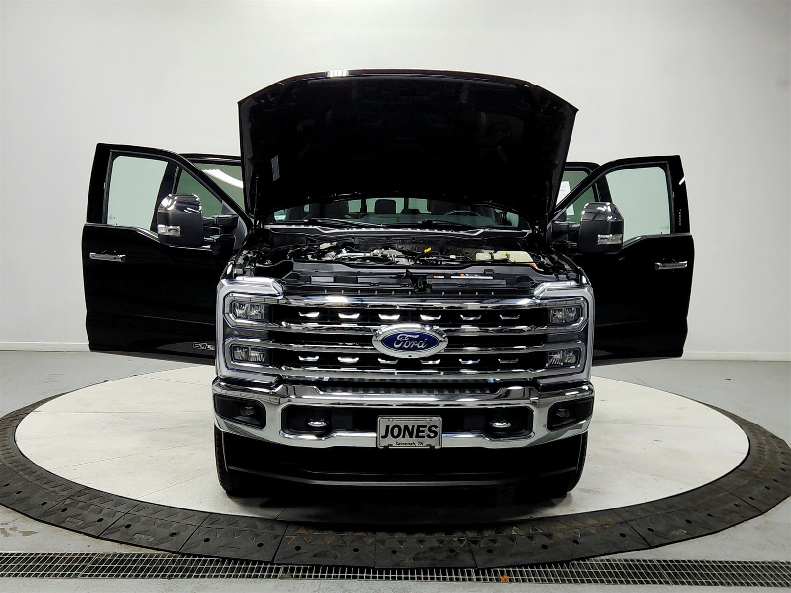 Used 2024 Ford F250 Lariat w/ Chrome Package image 10