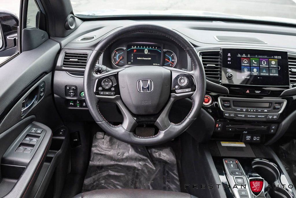 Used 2022 Honda Pilot Black Edition image 2