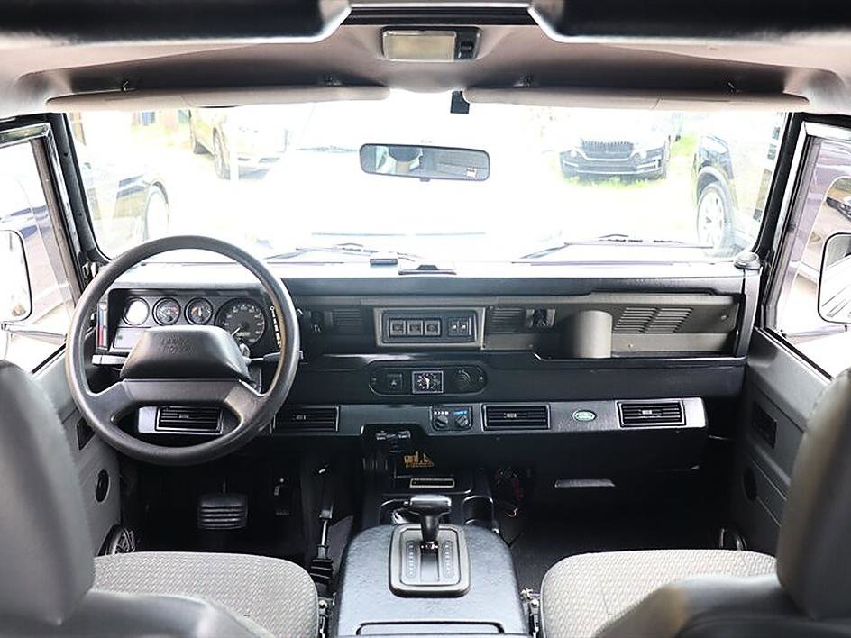 Used 1997 Land Rover Defender 90 AWD/4WD image 27