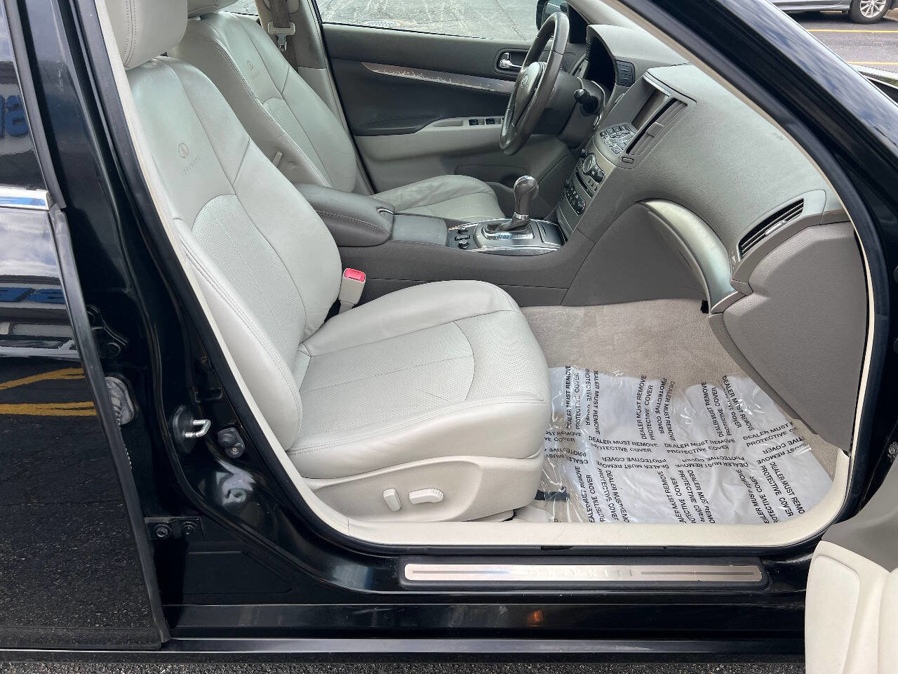 Used 2011 INFINITI G37 x Sedan AWD/4WD image 24