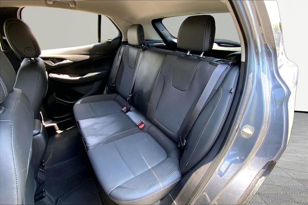 Used 2020 Buick Encore GX Preferred w/ Cold Weather Comfort Package AWD/4WD image 16