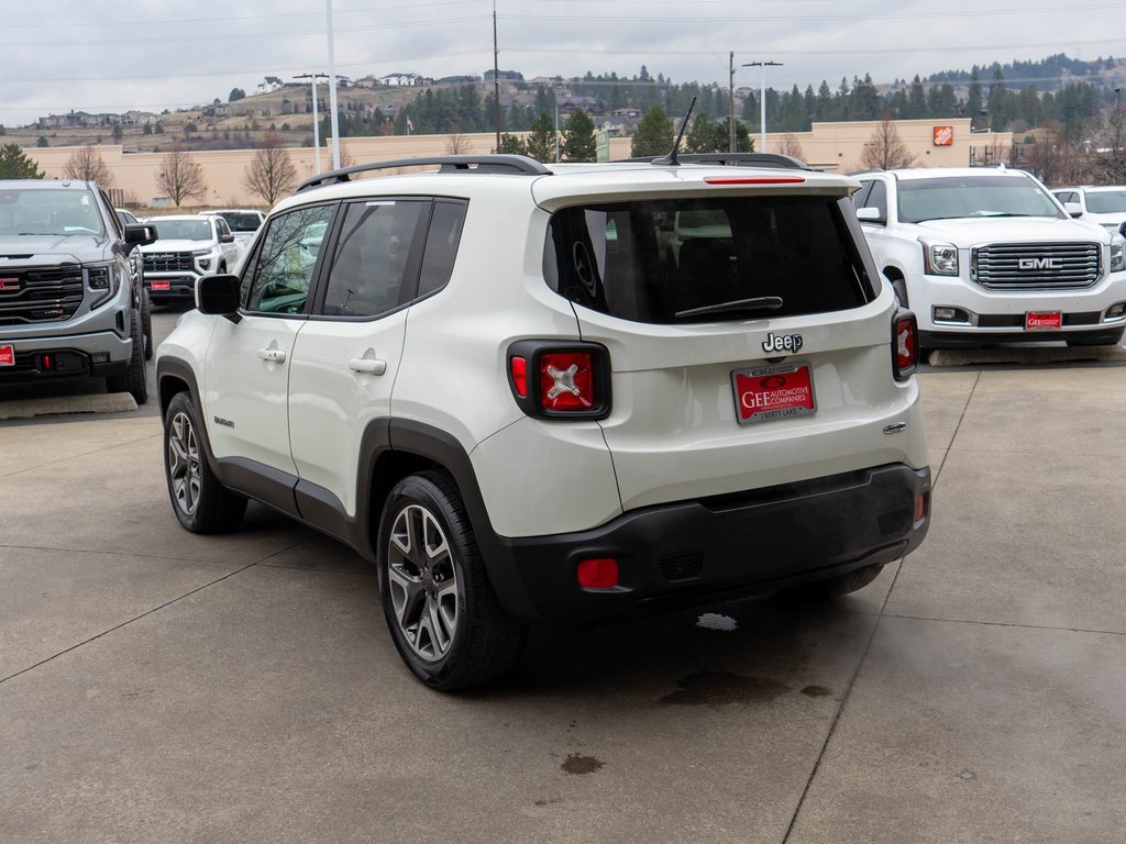 Used 2017 Jeep Renegade Latitude image 5