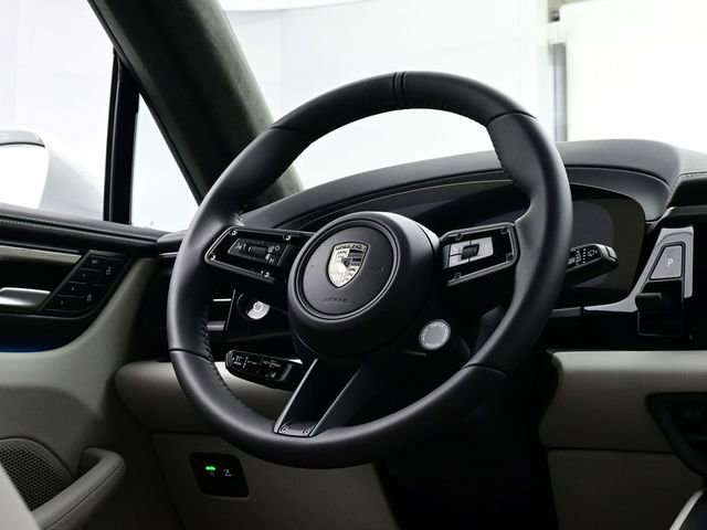 New 2026 Porsche Macan Turbo Electric image 21