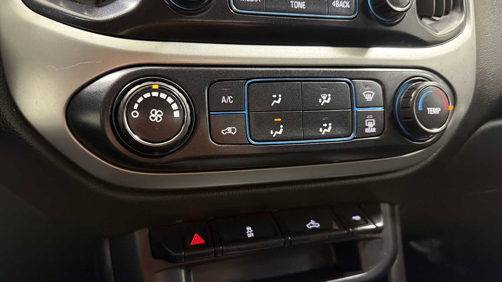 Used 2016 Chevrolet Colorado LT w/ LT Convenience Package image 21