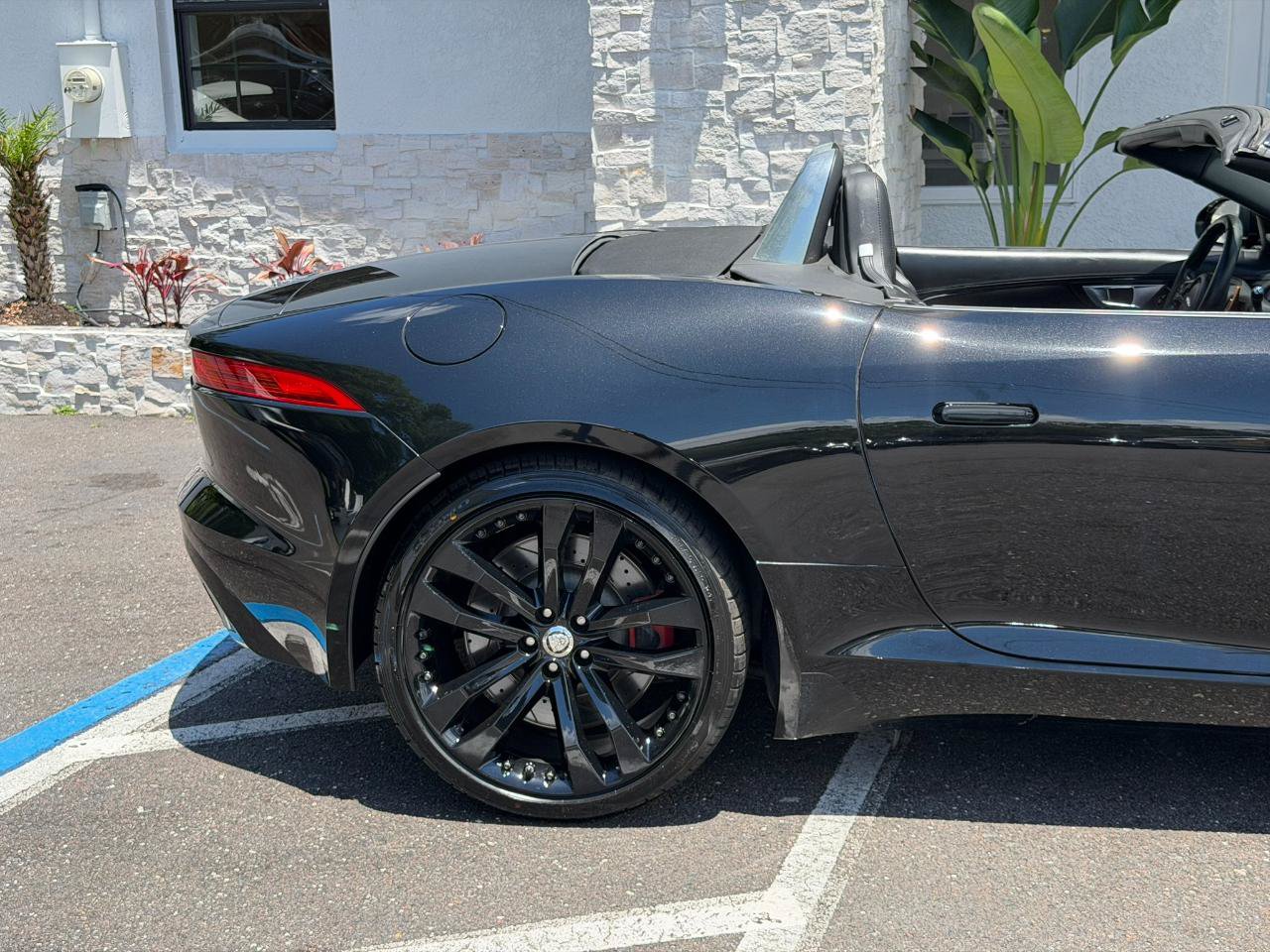 Used 2014 Jaguar F-TYPE S RWD image 18