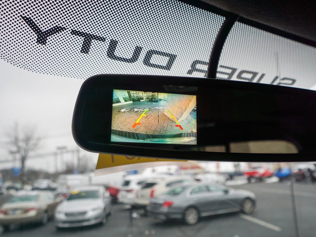 Used 2011 Ford F250 Lariat w/ Lariat Interior Pkg image 26