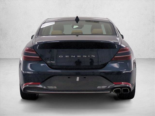 Used 2022 Genesis G70 2.0T w/ Prestige Package RWD image 7