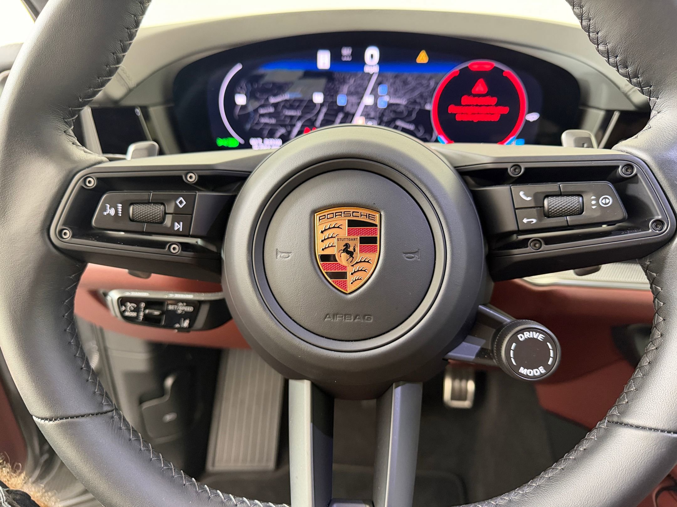 New 2026 Porsche Cayenne S image 19