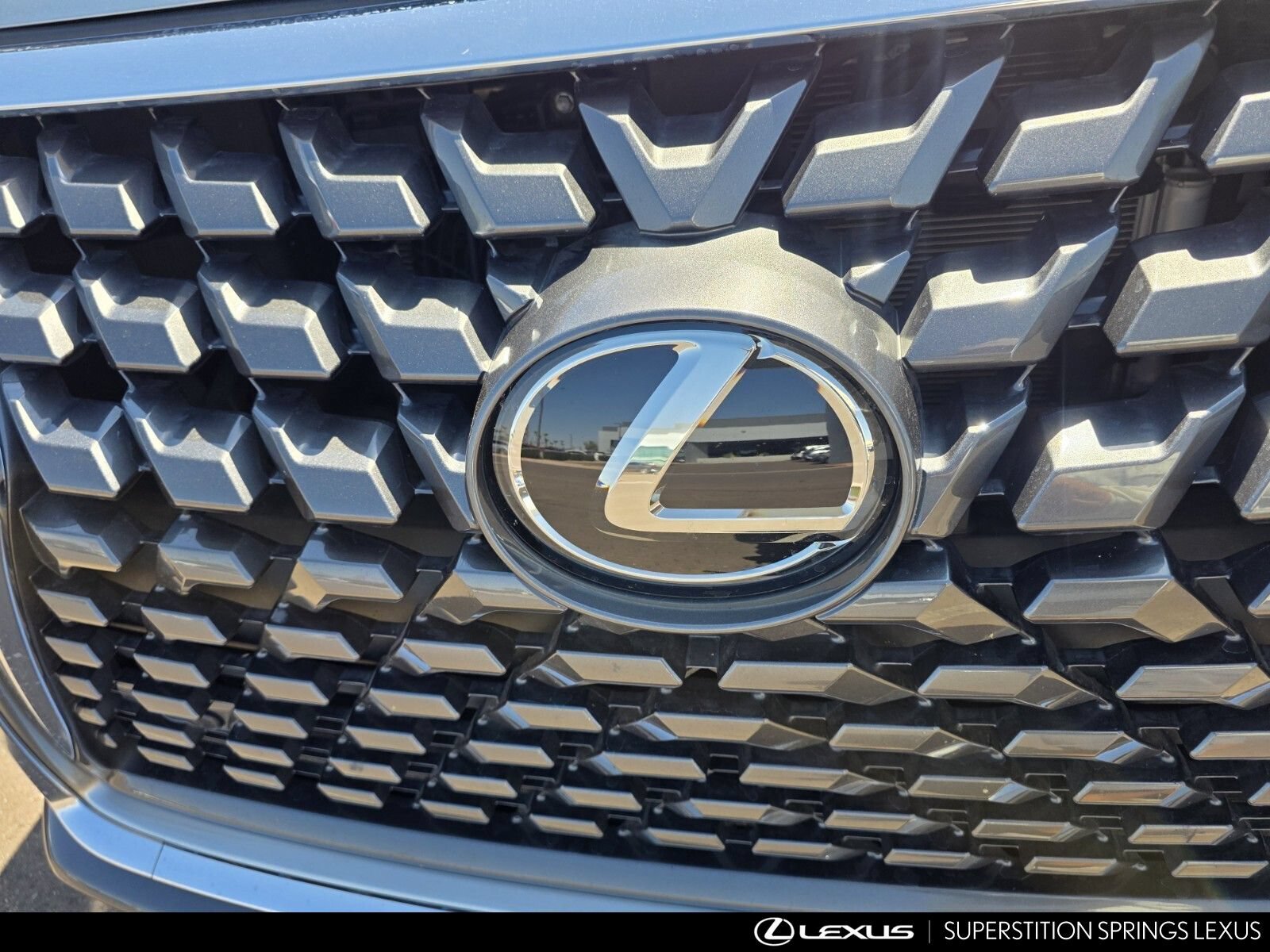 Used 2023 Lexus GX 460 Premium w/ Accessory Package AWD/4WD image 7