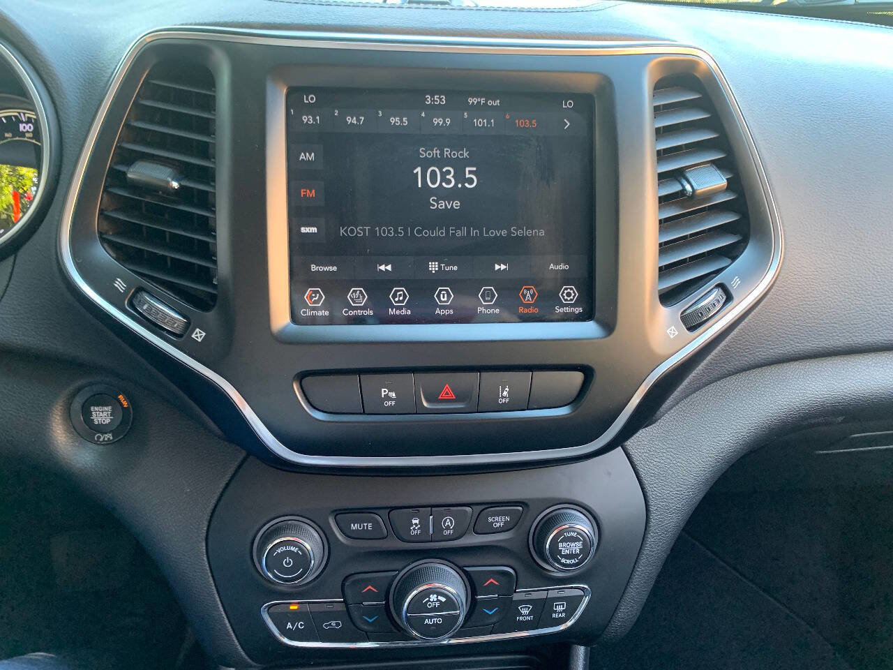 Used 2021 Jeep Cherokee Latitude Lux w/ Sun & Sound Group image 32