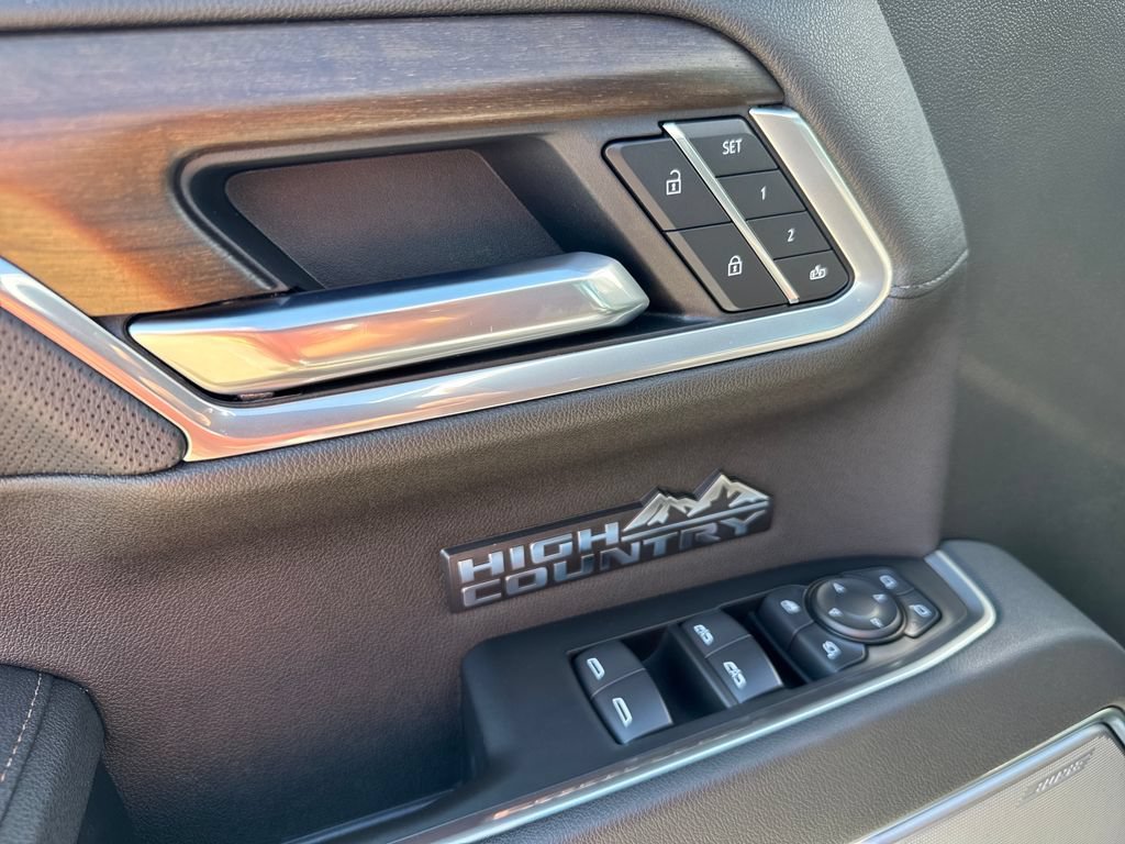 Certified 2026 Chevrolet Silverado 1500 High Country AWD/4WD image 22