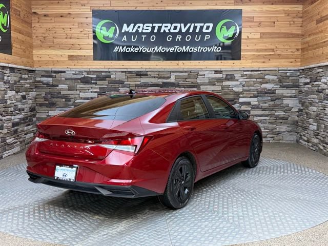 Certified 2023 Hyundai Elantra SEL w/ Cargo Package FWD image 11