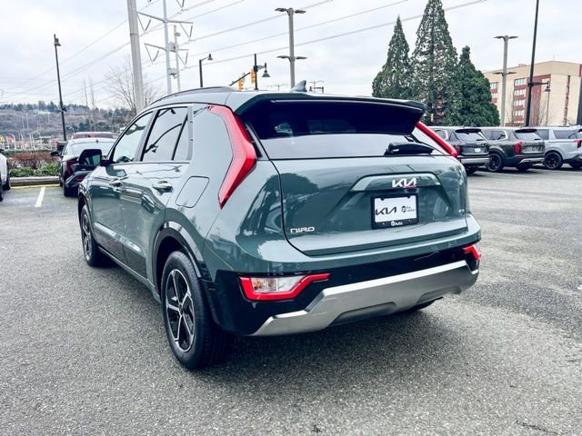 New 2025 Kia Niro SX image 11