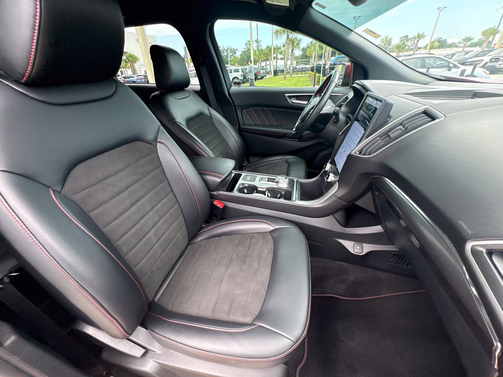 Certified 2024 Ford Edge ST-Line AWD/4WD image 18