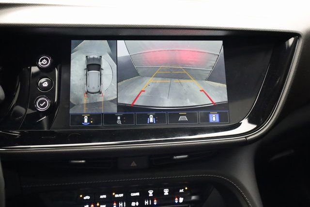 Used 2023 Buick Envision Avenir image 18