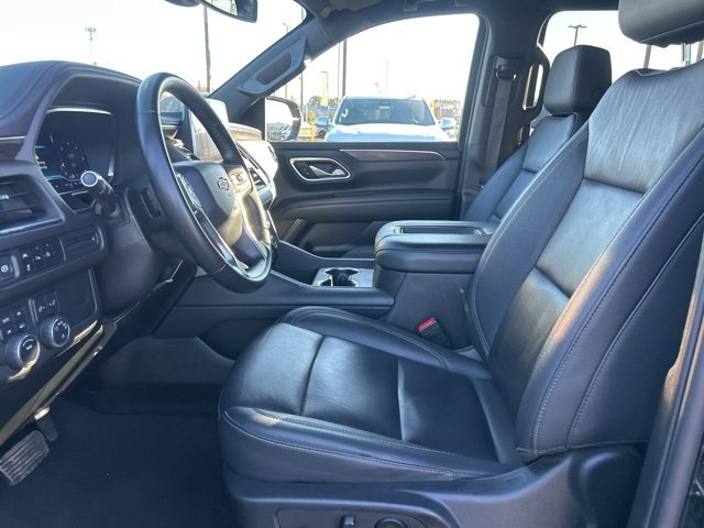 Used 2024 Chevrolet Suburban LT image 15