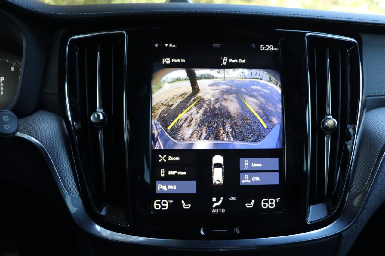 Used 2019 Volvo V60 T5 Cross Country AWD/4WD image 19