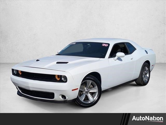 Used 2020 Dodge Challenger SXT image 1