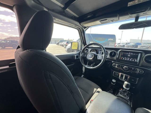Used 2023 Jeep Wrangler Sport AWD/4WD image 17