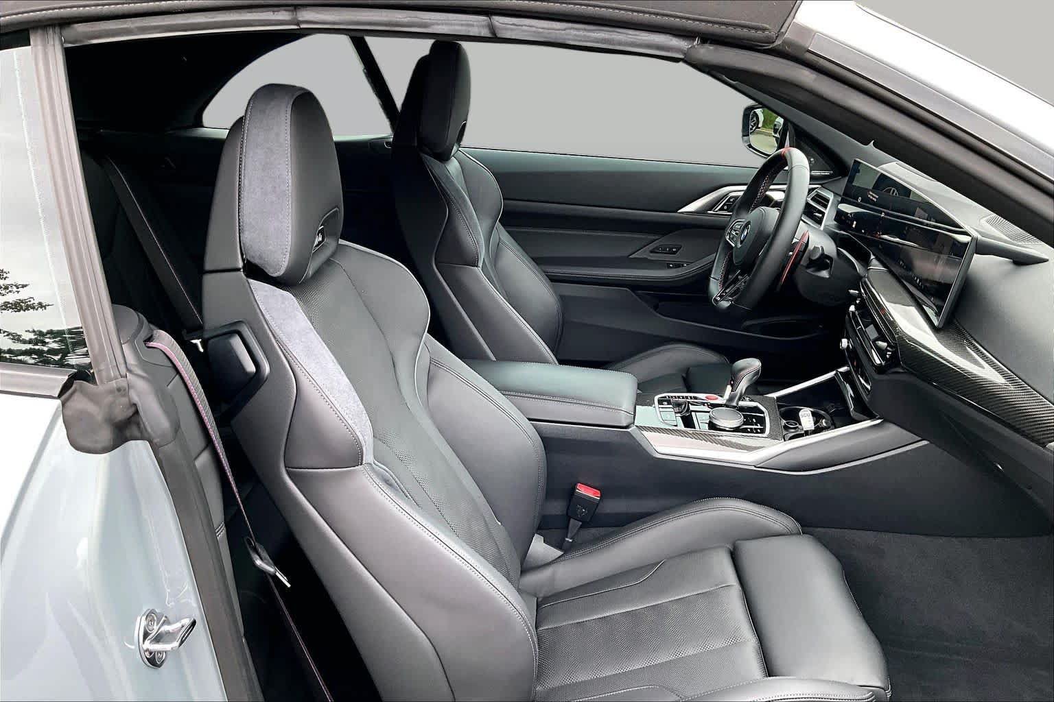 Used 2025 BMW M4 xDrive Competition w/ Executive Package AWD/4WD image 8