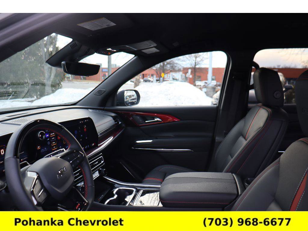 Used 2026 Chevrolet Traverse RS w/ LPO, Floor Liner Package FWD image 22