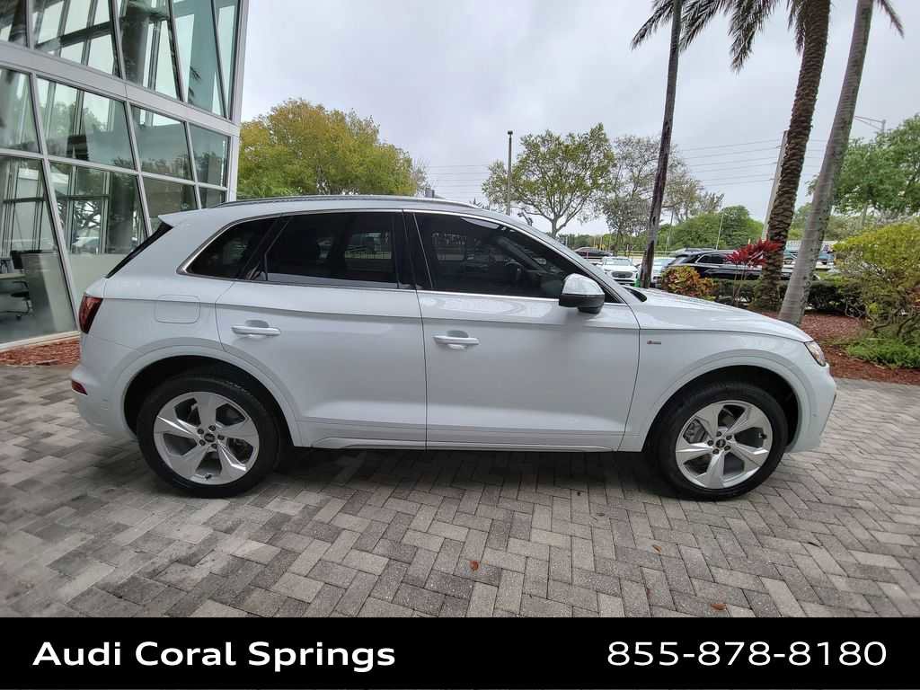 Certified 2023 Audi Q5 2.0T Prestige w/ Prestige Package image 9