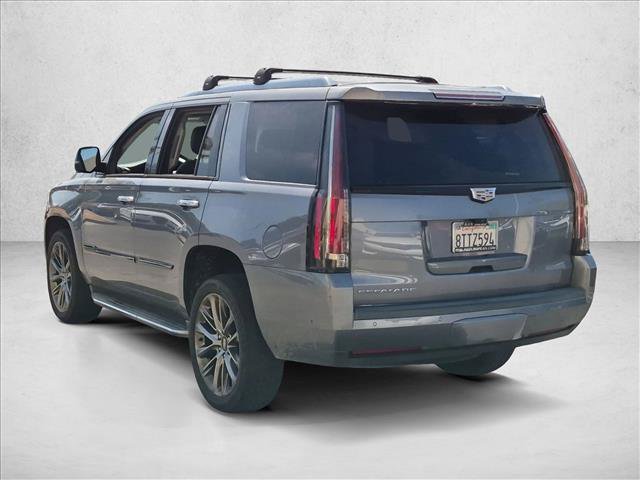 Used 2020 Cadillac Escalade Luxury w/ Escalade Sport Edition AWD/4WD image 7