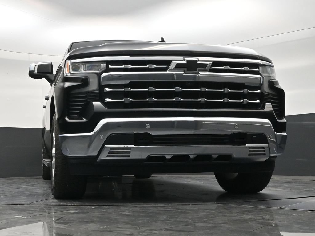 Used 2023 Chevrolet Silverado 1500 LTZ AWD/4WD image 26